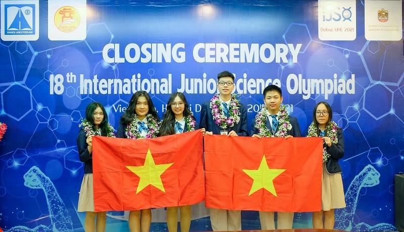 Đội tuyển Việt Nam đạt thành tích xuất sắc tại kỳ thi Olympic Khoa học trẻ quốc tế 2021.