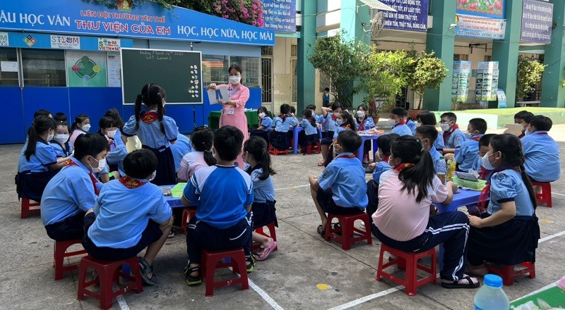 Một tiết học Tiếng Anh của học sinh Trường Tiểu học Yên Thế (quận Tân Bình).