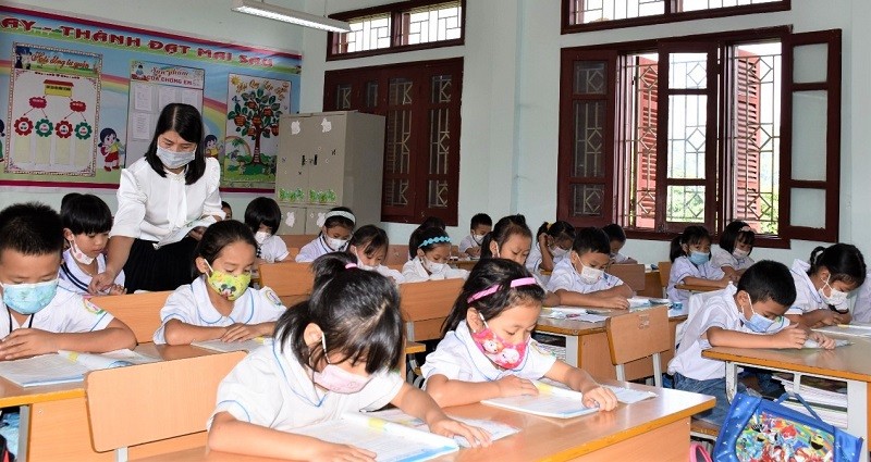 Ngành GD-ĐT Điện Biên đang thiếu khoảng 100 giáo viên dạy Tiếng Anh so với nhu cầu.
