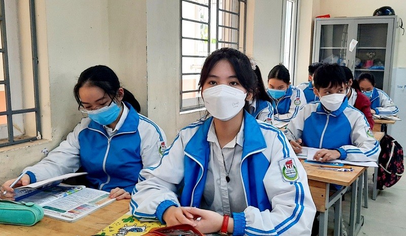 Học sinh Trường THCS Nguyễn Trãi, quận Hà Đông đang tập trung hoàn thành chương trình học kỳ II. 