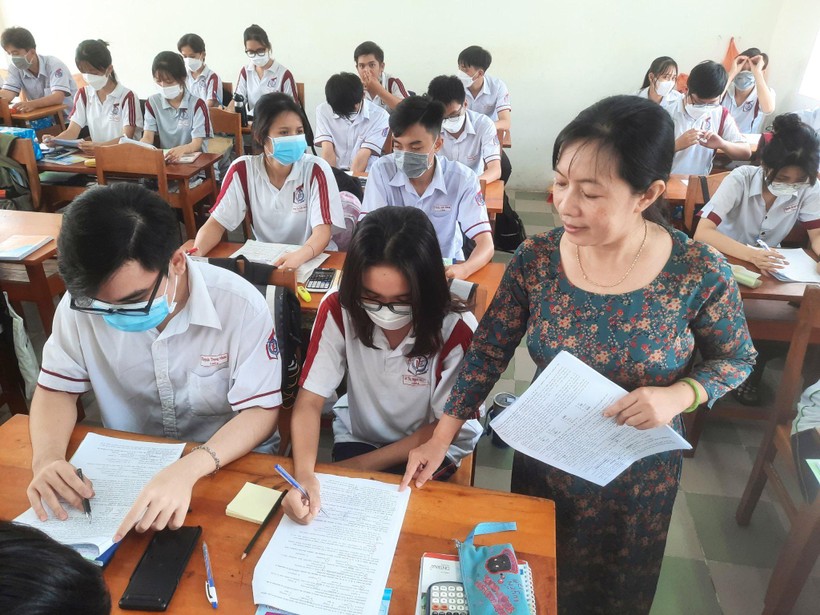 Cô trò Trường THPT Trần Đại Nghĩa trong giờ học.
