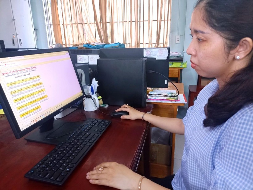 Cô Tăng Mỹ Linh, Trường THPT chuyên Nguyễn Bỉnh Khiêm gửi kế hoạch bài dạy lên Google Drive.
