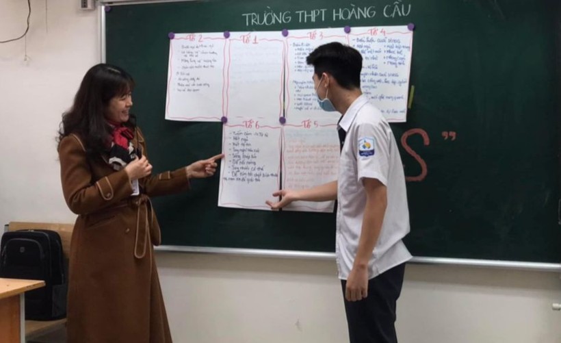 Một tiết học của cô trò Trường THPT Hoàng Cầu (Đống Đa, Hà Nội). Ảnh: NTCC