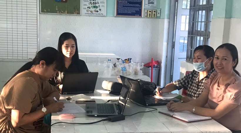 Hoạt động sinh hoạt chuyên môn trực tuyến Trường THCS Nguyễn Du, huyện Tân Hồng (Đồng Tháp).