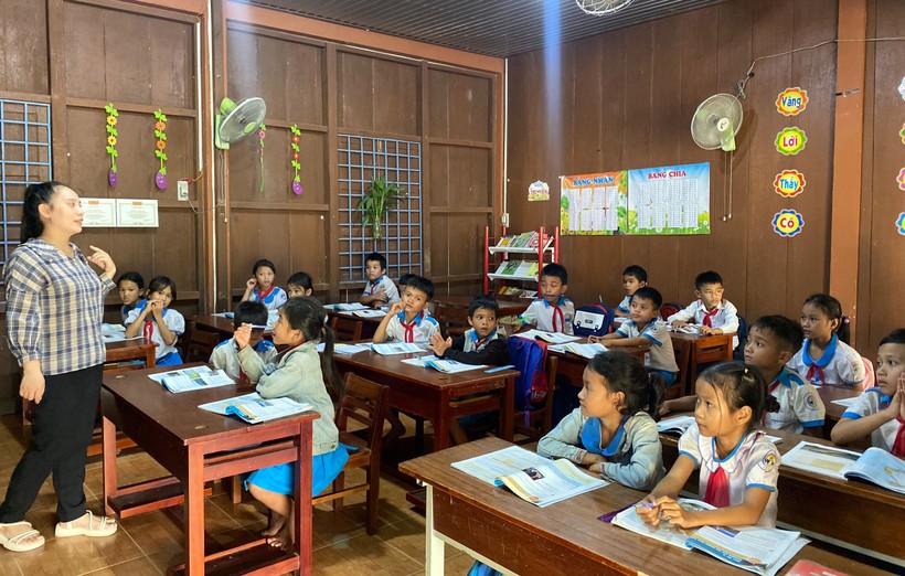 Học sinh Trường Phổ thông dân tộc bán trú Tiểu học và THCS Trà Ka (xã Trà Ka, huyện Bắc Trà My, tỉnh Quảng Nam).