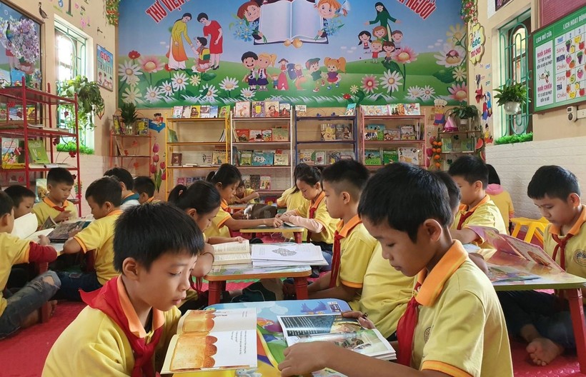 Tiết đọc thư viện của học sinh Trường Tiểu học Cảnh Hưng (huyện Tiên Du, tỉnh Bắc Ninh). Ảnh: ITN