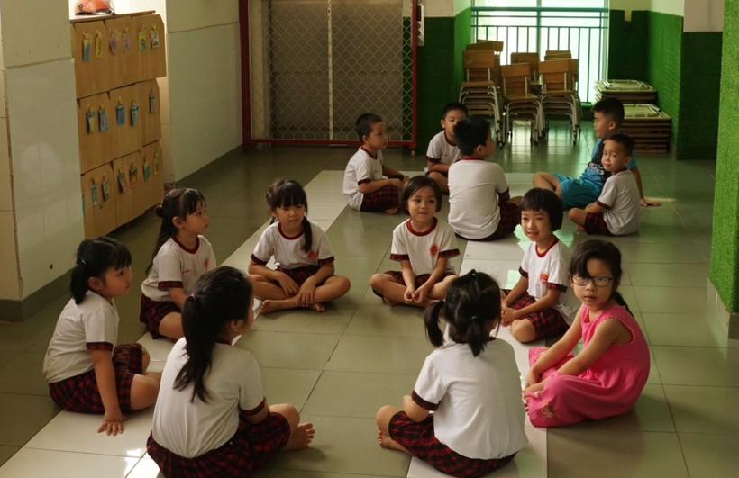 Trẻ tại Trường Mầm non Hoa Phượng Đỏ, quận Gò Vấp, TPHCM. Ảnh: Mạnh Tùng