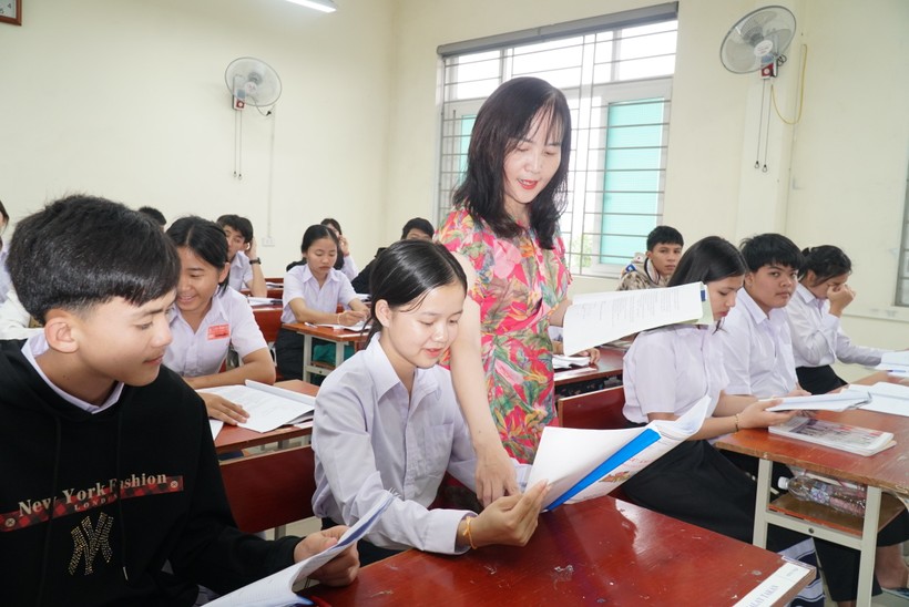 Trong năm đầu tiên, lưu học sinh Lào sẽ học Tiếng Việt để chuẩn bị học chương trình THPT từ năm học 2024 - 2025. Ảnh: Ngọc Sơn