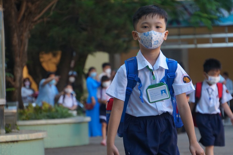 Học sinh một trường tiểu học ở quận Bình Thạnh, TPHCM. Ảnh: Mạnh Tùng