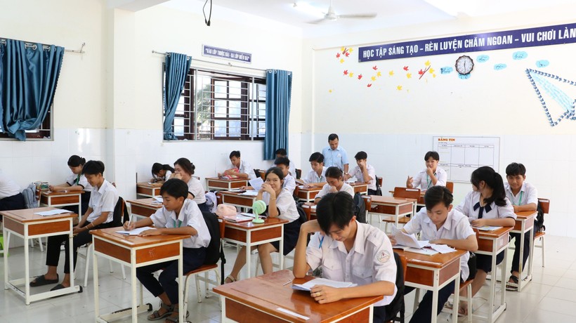 Giờ học của học sinh Trường THCS-THPT Thạnh An. Ảnh: Hồ Phúc