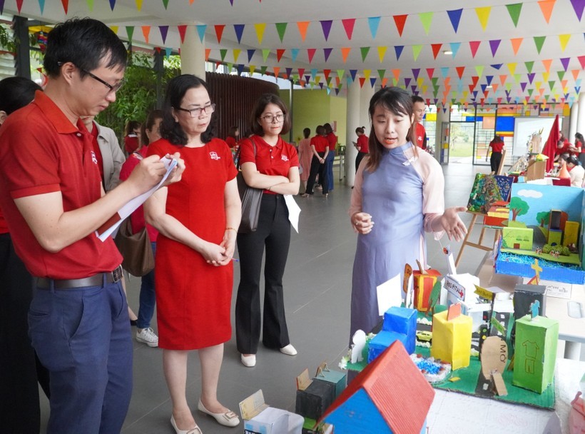 Ngày hội STEM ở Trường Hội nhập Quốc tế iSchool Quảng Trị thu hút nhiều sản phẩm của học sinh tham gia ở các lĩnh vực.