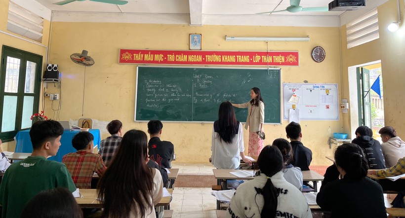 Giờ học tại Trường THPT Quan Sơn (huyện Quan Sơn, Thanh Hóa). Ảnh: NTCC