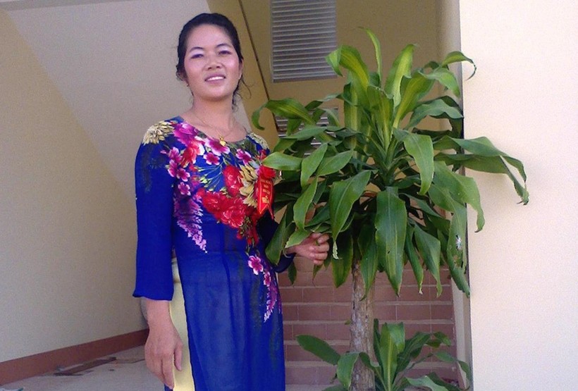 Cô Lê Thị Chiên - giáo viên Trường THCS Dương Thị Cẩm Vân (huyện Đầm Dơi, Cà Mau). Ảnh: NVCC