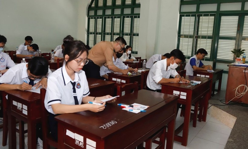 Học sinh tỉnh Tiền Giang tham gia kỳ thi học sinh giỏi THPT cấp tỉnh năm 2024. Ảnh: X. Uyên