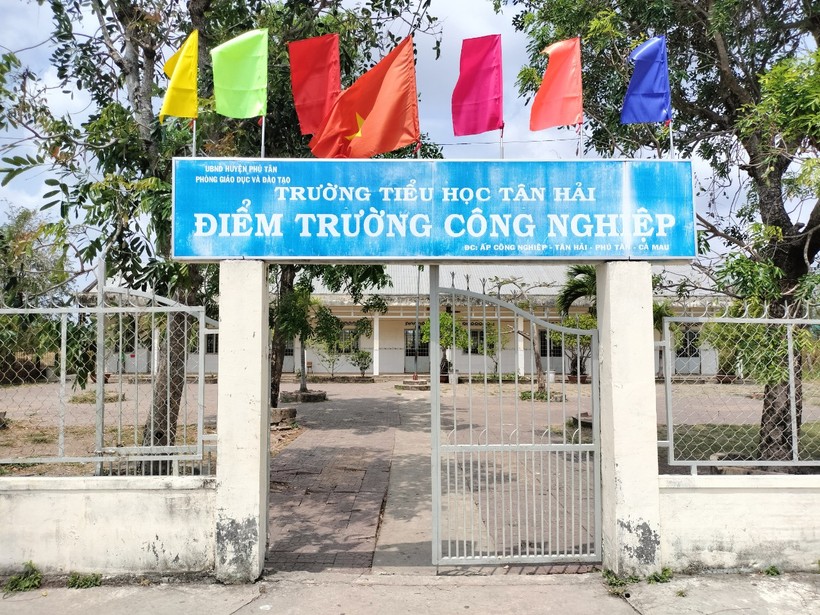 Một điểm trường lẻ tồn tại trên địa bàn huyện Phú Tân. Ảnh: Quách Mến