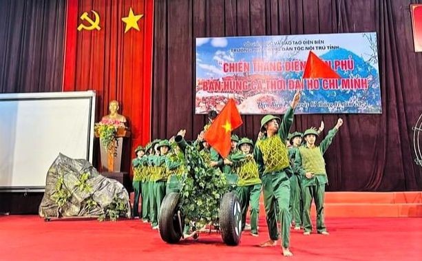 Chương trình Chiến thắng Điện Biên Phủ bản hùng ca của thời đại Hồ Chí Minh. Ảnh: NTCC