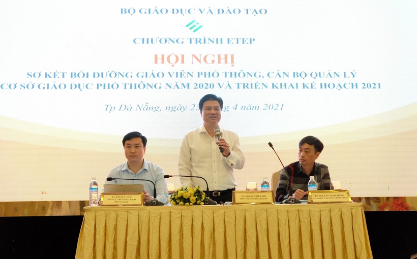 Thứ trưởng Bộ GD&ĐT Nguyễn Hữu Độ đề nghị Chương trình ETEP, các trường ĐH Sư phạm trọng điểm và các Sở GD&ĐT xây dựng kế hoạch bồi dưỡng GV, CBQL năm 2021 đảm bảo khoa học, minh bạch.