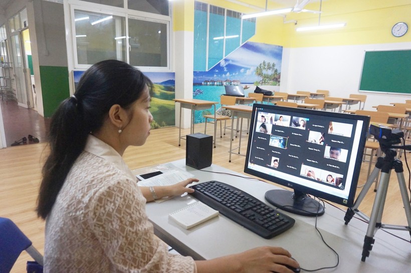 Trường Tiểu học - THCS Đức Trí (quận Hải Châu, TP Đà Nẵng) chuyển sang dạy - học trực tuyến