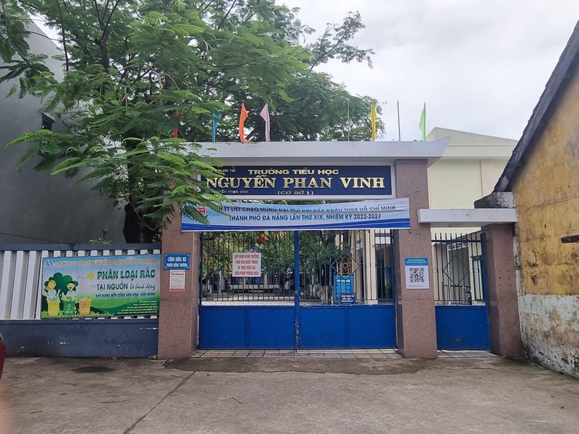Trường Tiểu học Nguyễn Phan Vinh, nơi xảy ra vụ việc một học sinh lớp Một bị bạn đánh bầm tím trong giờ nghỉ trưa.