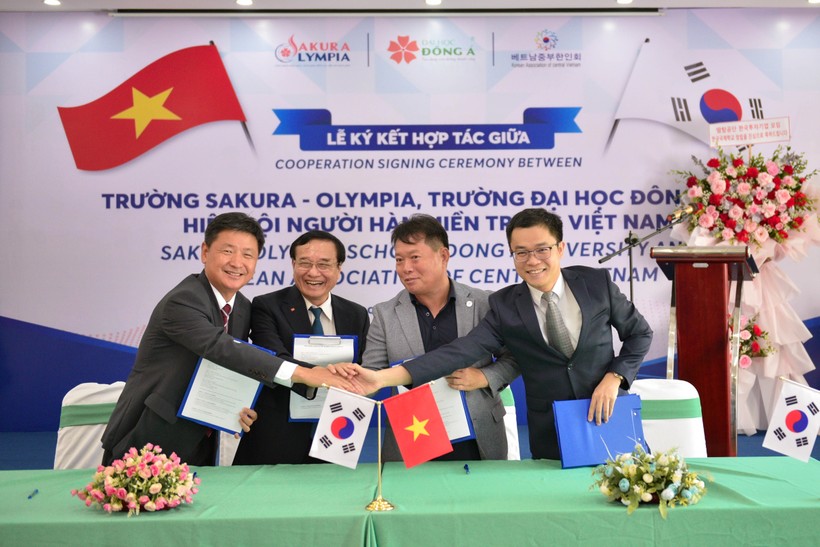 Trường Sakura - Olympia (Đà Nẵng) ký kết hợp tác với Trường ĐH Đông Á và Hiệp hội người Hàn miền Trung Việt Nam.