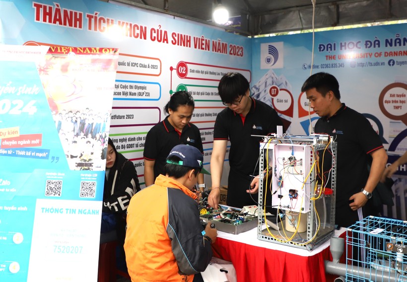 Các ngành đào tạo đáp ứng yêu cầu phát triển khoa học công nghệ của ĐH Đà Nẵng có điểm trúng tuyển cao. 