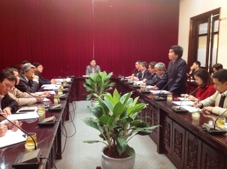 Tại cuộc họp, ông Trần Văn Lục, nguyên Giám đốc Ban QLDA đường sắt, thuộc TCT ĐSVN giải trình, khẳng định không nhận hối lộ