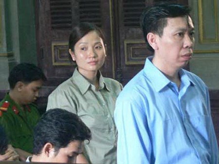 Vợ chồng Phan Cao Trí và Phan Thị Yến tại phiên phúc thẩm