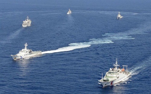 Tàu tuần tra trên biển của Trung Quốc. Nước này đã cùng lúc gây ra một loạt cuộc đối đầu với nhiều quốc gia ở châu Á.