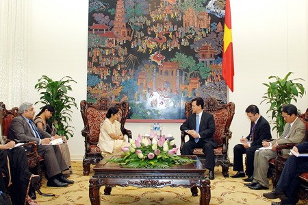 Thủ tướng Ấn Độ trân trọng mời Thủ tướng Nguyễn Tấn Dũng thăm chính thức 