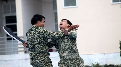 Đặc công Việt Nam: Một chọi một, một đánh bốn, hai đánh bảy...