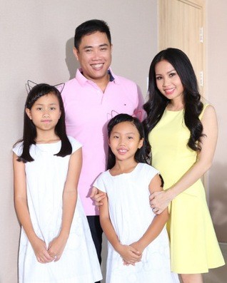 Những gia đình sao Việt gắn bó hạnh phúc