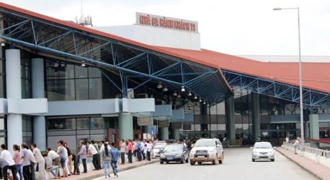 Giật mình vì giá gửi xe “cắt cổ” tại sân bay Nội Bài
