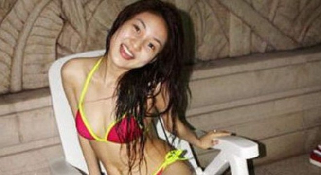 Cuộc sống ăn chơi trác táng của hot girl sang chảnh Trung Quốc