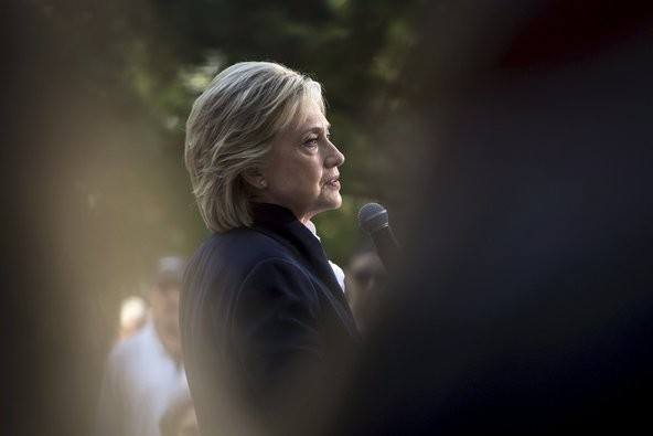Bà Hillary Clinton bất ngờ lên tiếng phản đối TPP