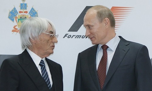Ông chủ F1 treo chân dung ông Putin ở văn phòng