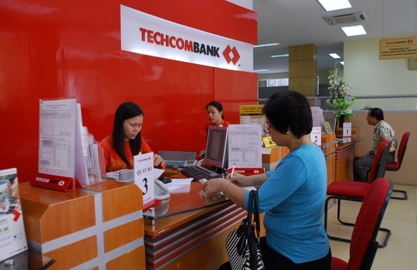 Hàng loạt nhân vật chủ chốt Techcombank đăng ký bán cổ phiếu