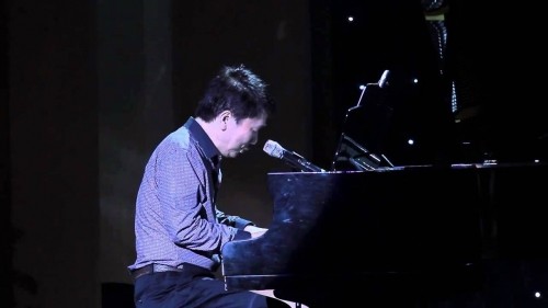 Lệ Quyên hát thêm show vì cháy vé, nhạc sĩ Phú Quang hủy show