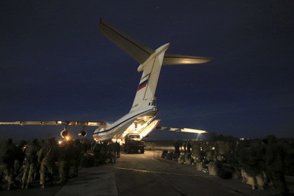 160 binh sĩ Nga rời căn cứ không quân Syria