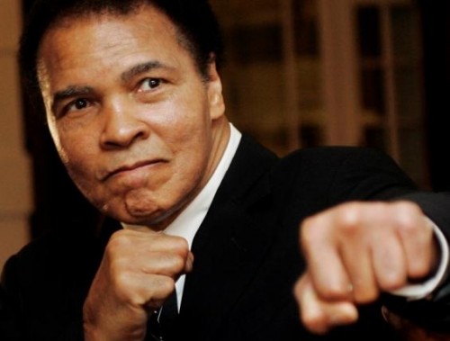 Huyền thoại võ sĩ quyền anh, phản chiến Muhammad Ali qua đời