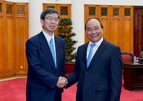 Thủ tướng Nguyễn Xuân Phúc tiếp Chủ tịch Ngân hàng Phát triển châu Á (ADB) Takehiko Nakao