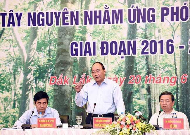 Thủ tướng Nguyễn Xuân Phúc phát biểu chỉ đạo tại hội nghị