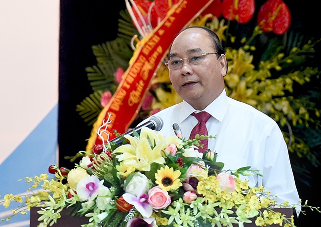 Thủ tướng Nguyễn Xuân  Phúc phát biểu tại buổi gặp mặt