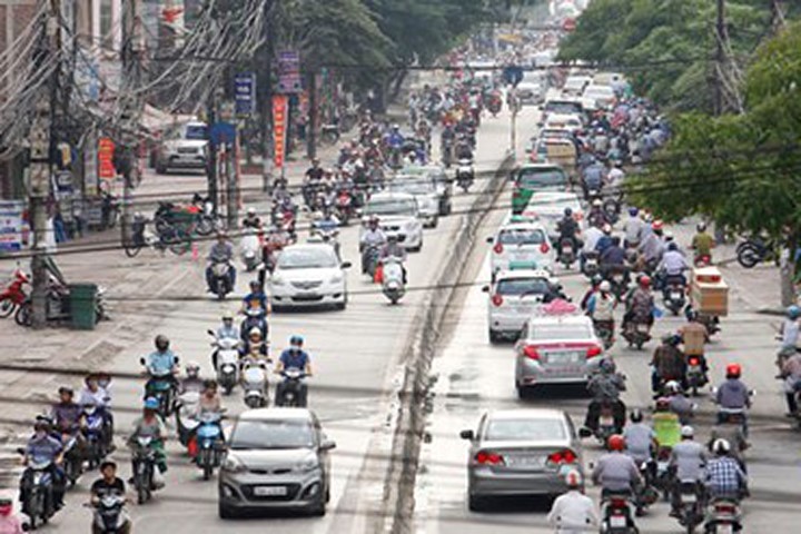Xem xét dừng lưu thông xe máy ở Hà Nội vào năm 2025