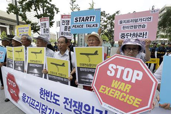Triều Tiên dọa biến "Mỹ, Hàn thành đống tro tàn"