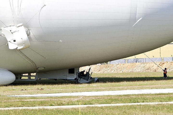 Cận cảnh chiếc máy bay lớn nhất thế giới được nhiều người ví như "chiếc mông khổng lồ"