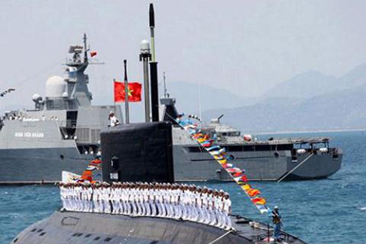 Giáo án huấn luyện thủy thủ tàu ngầm Nga-Ấn có gì khác?