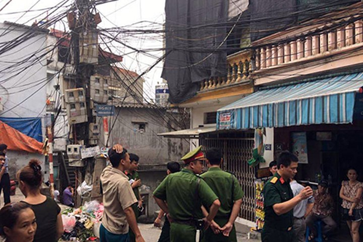 Phát hiện vật nghi là mìn tự chế trên phố ở Hà Nội