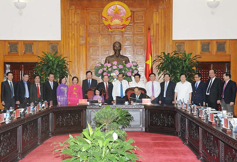 Ban Cán sự Đảng Chính phủ và Ban Dân vận Trung ương ký kết chương trình phối hợp