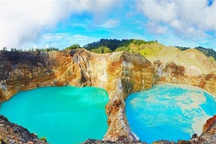 Chùm ảnh 10 hồ miệng núi lửa ấn tượng nhất thế giới
