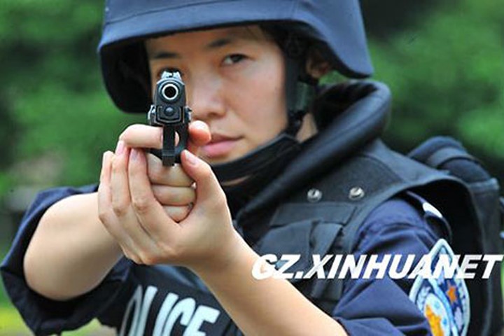 Những nữ cao thủ của lực lượng cảnh sát đặc biệt Trung Quốc